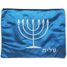Tallit / Talliet tasje van donkerblauw fluweel met borduursel van de Menorah en het Hebreeuwse woord Tallit in zilverdraad