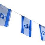 Slinger met 6 Isra&euml;l vlaggetjes van 30 x 40 cm