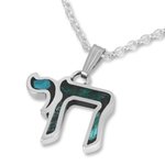 Chai (Leven) hangertje gevuld met Eilatsteen aan een bijpassende zilveren ketting uit de Rafael Jewelry Collectie