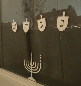 Herbruikbare statische Sticker set voor Chanoeka / Chanukah van Ahavah design, aan beide zijden bruikbaar