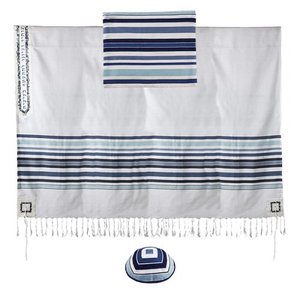 Tallit / Talliet Set, een prachtige 3-delige set van Yair Emanuel met strepen verschillende tinten blauw en prachtig borduursel van Jeruzalem