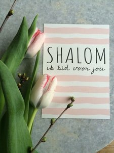 Kaart / Gebedskaart met envelop met de tekst 'Shalom ik bid voor jou' in gebroken wit met pastel roze van Ahavah design