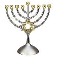 Chanukah Menorah / Chanoekia, schattig kandelaartje van zilverkleurig metaal met goudkleurige cups en Davidster