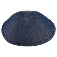 Keppeltje / Kippah van blauwe jeansstof. Doorsnee 19 cm (normale tot gemiddelde maat)