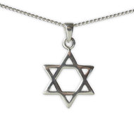 Davidster hangertje, simpel zilveren ontwerp verkrijgbaar in 3 maten, Large