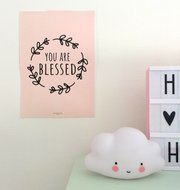Poster / wanddecoratie A4 van Ahavah design in pastel roze met de tekst: You are blessed (Je bent gezegend)