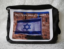  Schoudertas voor met een foto van de Israëlische vlag en de tekst: Pray for the peace of Jerusalem