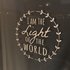 Sticker voor Chanoeka / Chanukah of Kerst van Ahavah design met de tekst 'I am the Light of the World'
