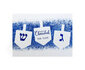 Mooie dubbele Chanukah / Chanoeka kaart met dreidels en blauwe glitters en de Engelse tekst: Happy Chanukah