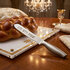 Broodmes / Challahmes van roestvrijstaal met in het Hebreeuws de opschrift "voor shabbat en feestdagen"